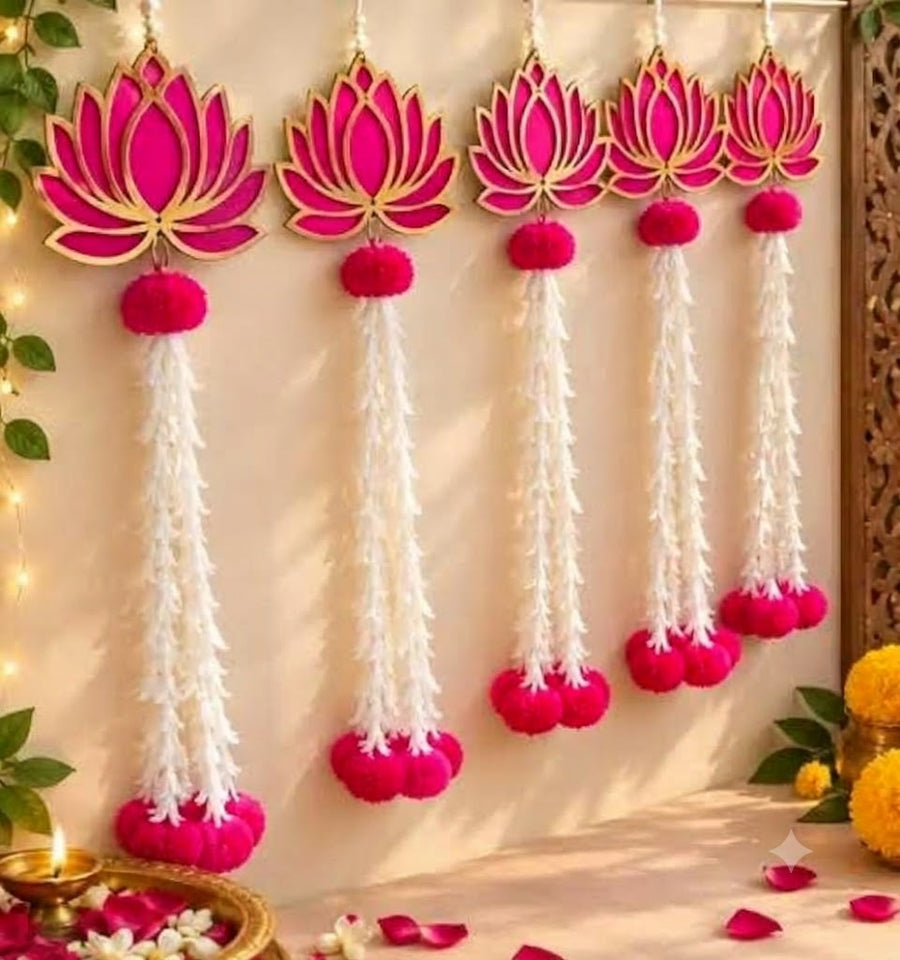 Beautiful Hanging Of Lotous(Set Of 5)